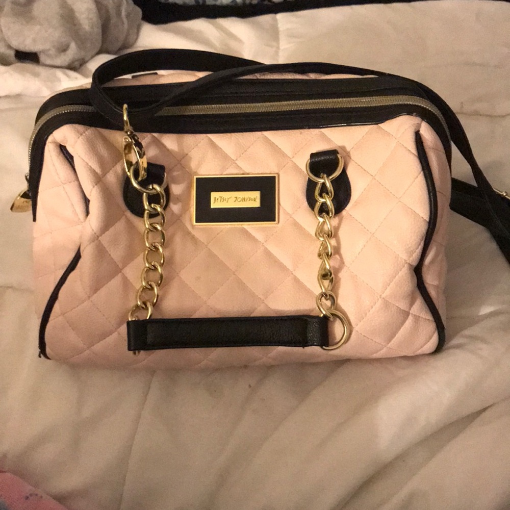 Betsey johnson purse